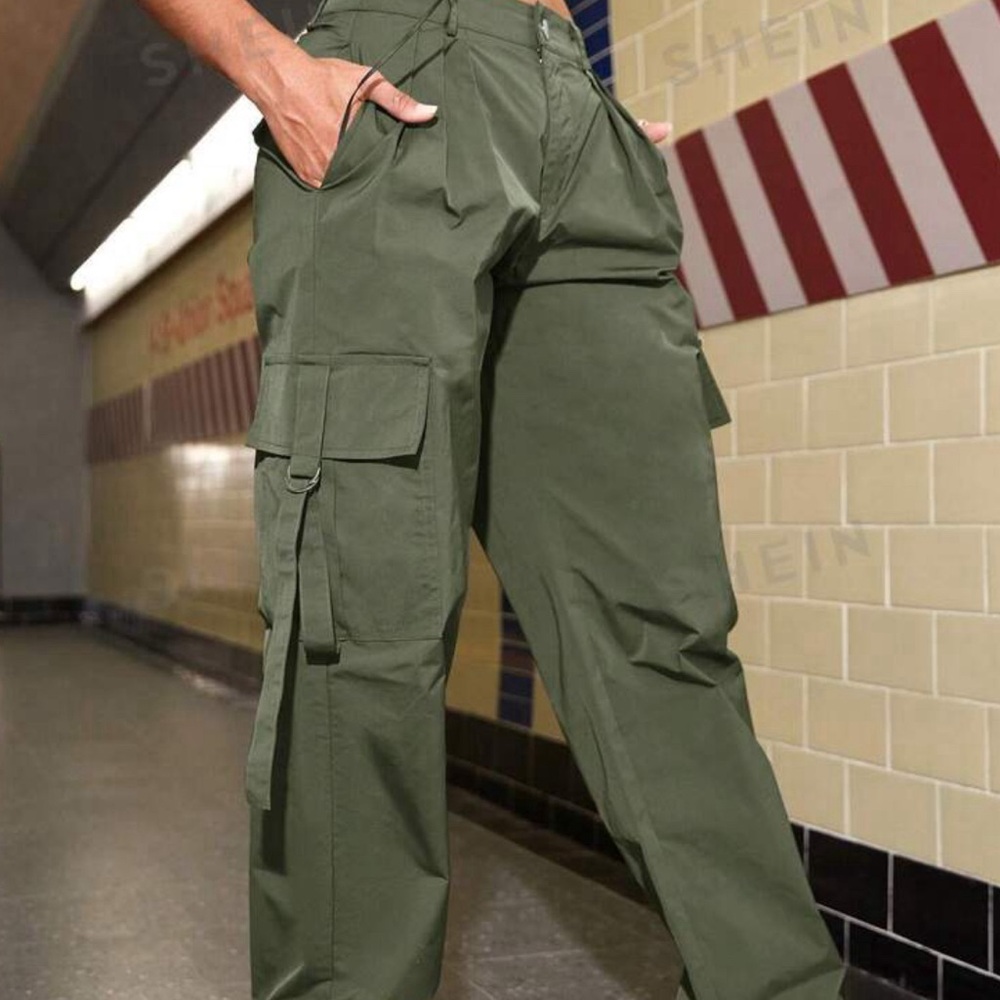 Cargo pants, silky material, army green